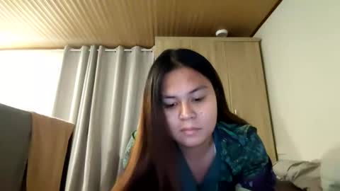 kyth143x online show from October 5, 5:11 pm