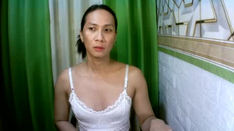 kyutshyne online show from June 19, 11:41 pm