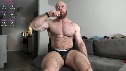 l0v35_2_5p00g3 online show from April 19, 6:07 pm