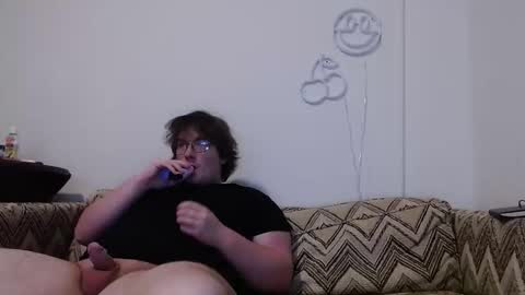 Snapshot of l1lybaby chatting on October 30, 12:39 pm Lily online show from October 30, 12:39 pm