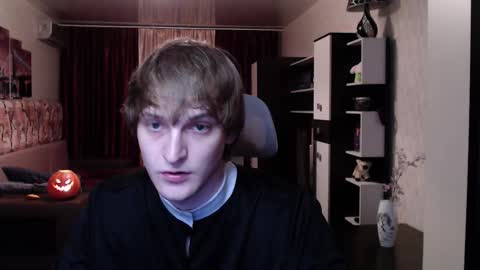 Snapshot of l1onkennedy chatting on October 31, 2:18 pm l1onkennedy online show from October 31, 2:18 pm