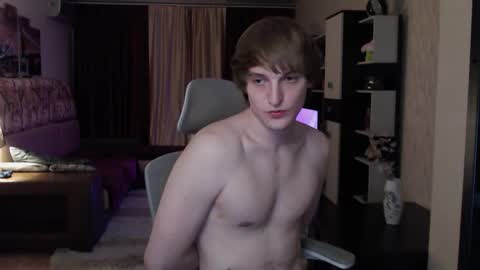 Snapshot of l1onkennedy chatting on November 19, 9:37 pm l1onkennedy online show from November 19, 9:37 pm