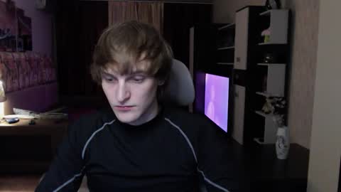 Snapshot of l1onkennedy chatting on December 4, 8:06 pm l1onkennedy online show from December 4, 8:06 pm