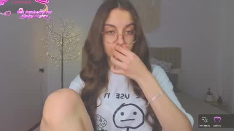 Margo  online show from December 3, 2:15 pm