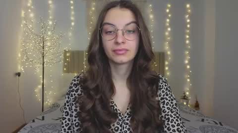 Margo  online show from December 16, 1:27 pm