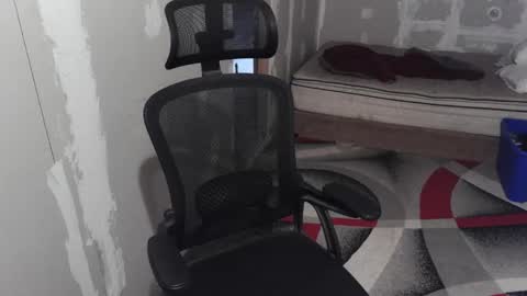 l1v1nth3dr3am online show from September 10, 2:44 am