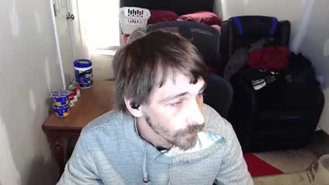 l1v1nth3dr3am online show from February 8, 6:39 am