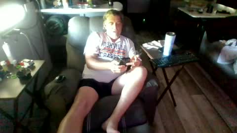 l8tniter online show from June 23, 9:46 pm
