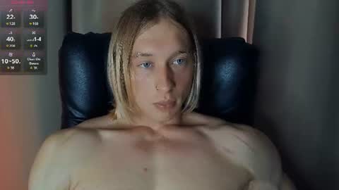 Snapshot of l_adonis_l chatting on August 1, 10:25 am Adonis online show from August 1, 10:25 am