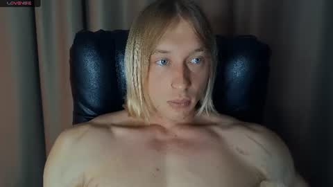 Snapshot of l_adonis_l chatting on August 3, 10:43 am Adonis online show from August 3, 10:43 am