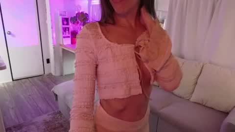  Giselle  online show from April 12, 6:35 pm