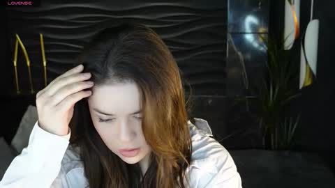 Snapshot of la__melanie chatting on November 25, 9:04 pm Melanie online show from November 25, 9:04 pm