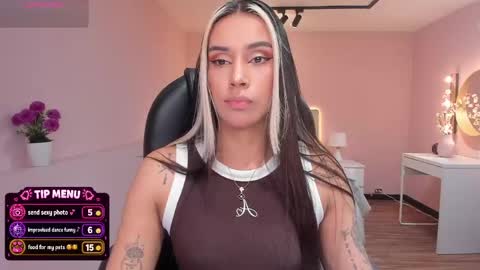 T A T I A N A online show from June 4, 11:38 am