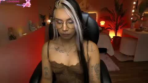 T A T I A N A online show from July 22, 11:46 am