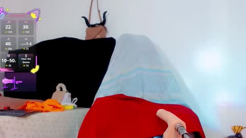 Snapshot of la_ratona_1 chatting on October 25, 7:19 pm AriSaray online show from October 25, 7:19 pm