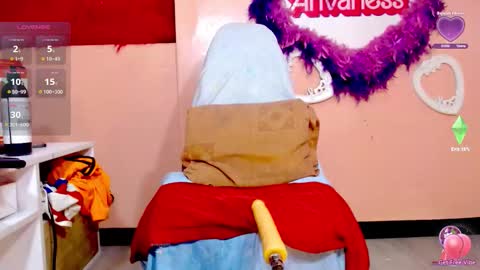 Snapshot of la_ratona_1 chatting on November 18, 6:56 pm AriSaray online show from November 18, 6:56 pm