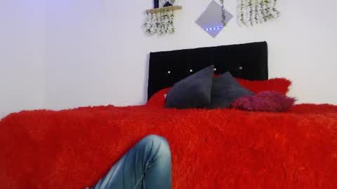 labrinthteasing online show from July 10, 9:28 pm