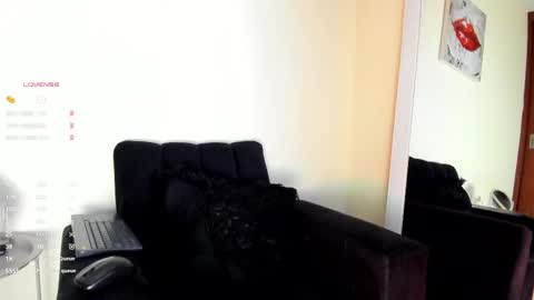 Snapshot of lace_victoria chatting on November 13, 3:05 am lace_victoria online show from November 13, 3:05 am