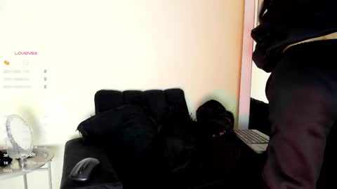 Snapshot of lace_victoria chatting on November 29, 12:13 am lace_victoria online show from November 29, 12:13 am