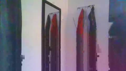 laceieizlaced online show from April 8, 11:59 pm