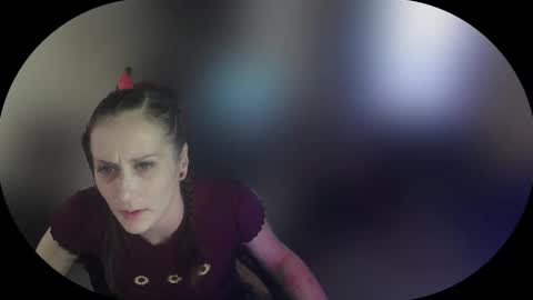 laceynbrett online show from October 21, 4:08 pm