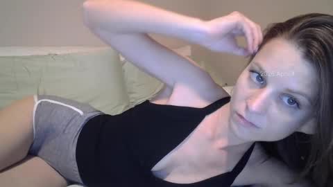 Lacie online show from April 5, 1:14 am