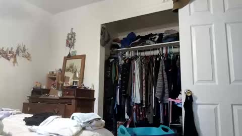 lacybell online show from September 9, 11:37 pm