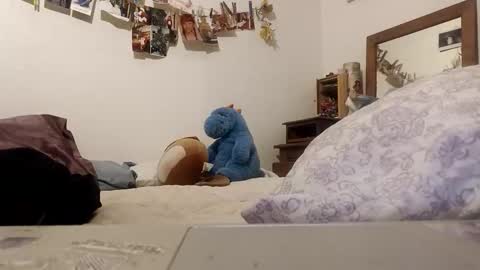 Snapshot of lacybell chatting on January 18, 4:05 am lacybell online show from January 18, 4:05 am