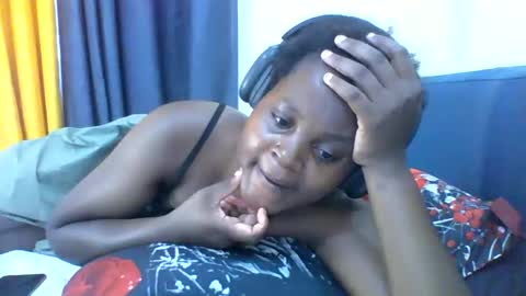 Snapshot of ladar_ chatting on February 3, 7:46 am vida online show from February 3, 7:46 am