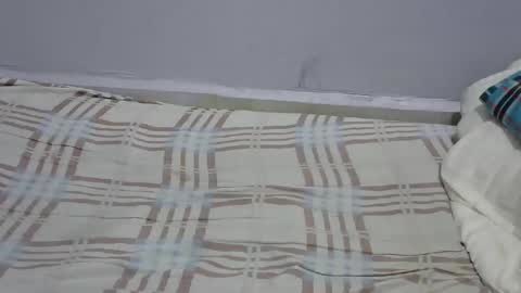 Snapshot of ladasha_254 chatting on January 5, 6:02 pm ladasha_254 online show from January 5, 6:02 pm