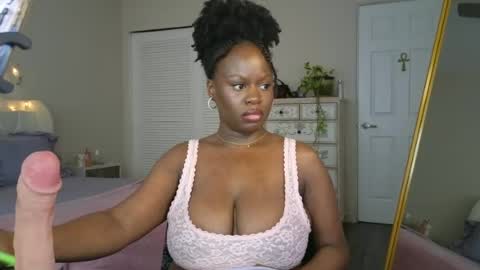 La Diosa Selene online show from July 18, 11:30 pm