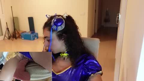 Snapshot of lady_ana_ chatting on November 23, 8:08 pm lady_ana_ online show from November 23, 8:08 pm