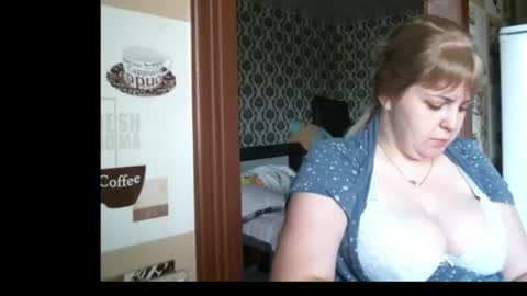 Snapshot of lady_cute_cat chatting on July 6, 2:30 am lady cute cat29 online show from July 6, 2:30 am