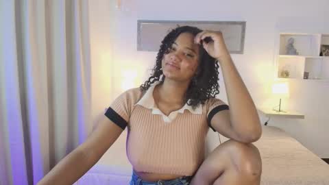 Karla - Instagram   lady karla1 online show from November 24, 1:00 pm