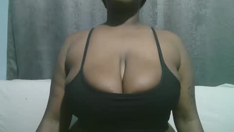 lady_dearra online show from September 28, 4:40 am