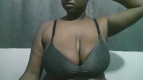 lady_dearra online show from October 7, 3:58 am