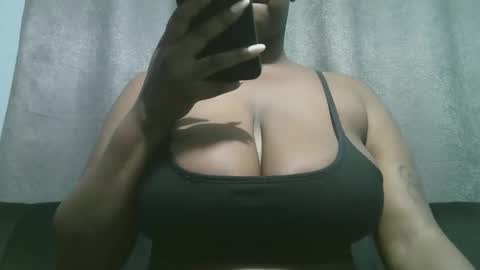 lady_dearra online show from December 23, 2:53 am