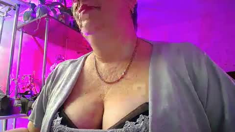 Lady Gloria online show from February 27, 4:31 am
