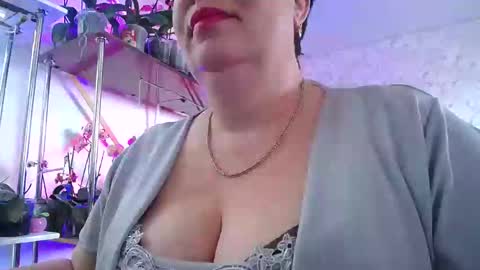 Lady Gloria online show from March 1, 12:12 pm