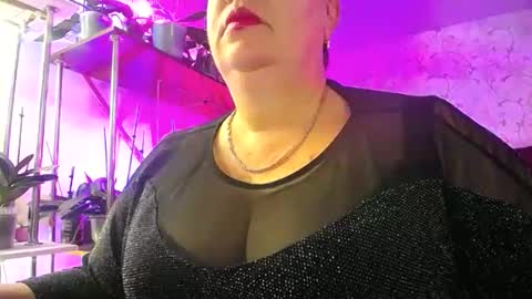 Lady Gloria online show from September 30, 5:23 am