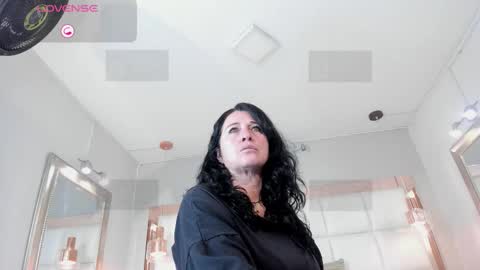    online show from March 28, 7:02 pm