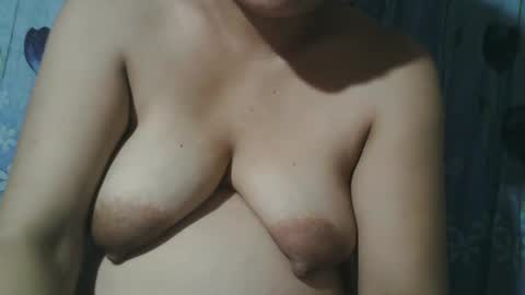 Snapshot of lady_love063 chatting on February 12, 1:16 pm lady_love063 online show from February 12, 1:16 pm