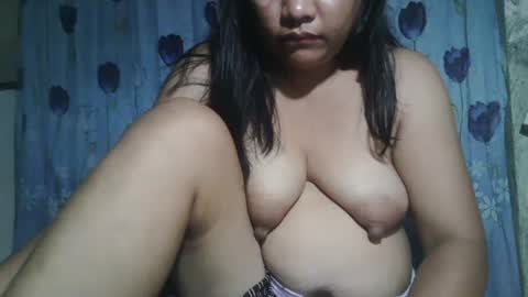 Snapshot of lady_love063 chatting on October 17, 9:06 pm lady_love063 online show from October 17, 9:06 pm