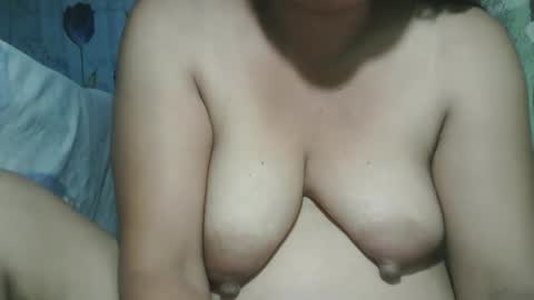 Snapshot of lady_love063 chatting on December 2, 10:05 pm lady_love063 online show from December 2, 10:05 pm