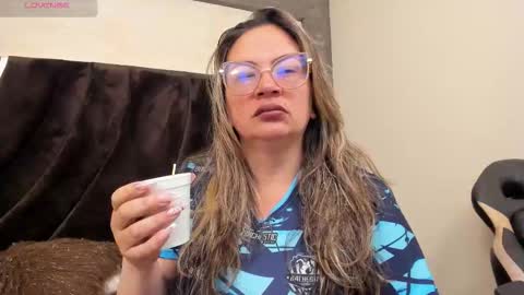 Snapshot of lady_lure chatting on January 15, 11:37 am Lore online show from January 15, 11:37 am