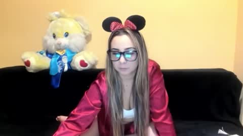 Snapshot of lady_lyanna chatting on November 2, 10:45 pm Lady Lyanna online show from November 2, 10:45 pm
