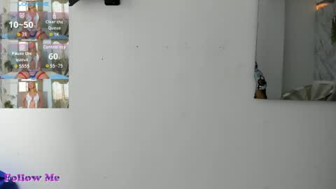 Snapshot of lady_miss___ chatting on April 22, 12:18 pm lady_miss___ online show from April 22, 12:18 pm