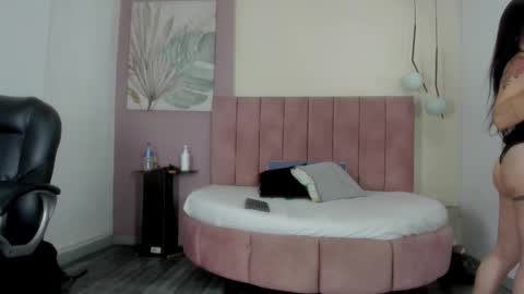 Snapshot of lady_scarlett_ chatting on September 12, 7:25 pm lady_scarlett_ online show from September 12, 7:25 pm