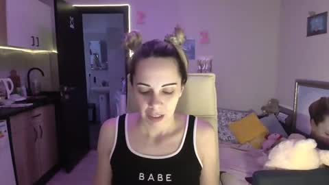 lady_smile69 online show from November 1, 3:03 pm