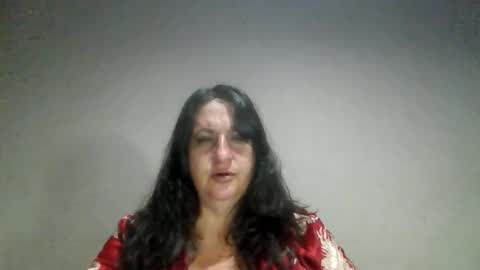 Snapshot of ladyamalisa chatting on November 28, 4:26 am SexyMatureSwitch online show from November 28, 4:26 am